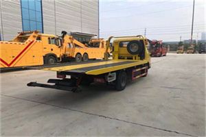 佛坪非事故拖车